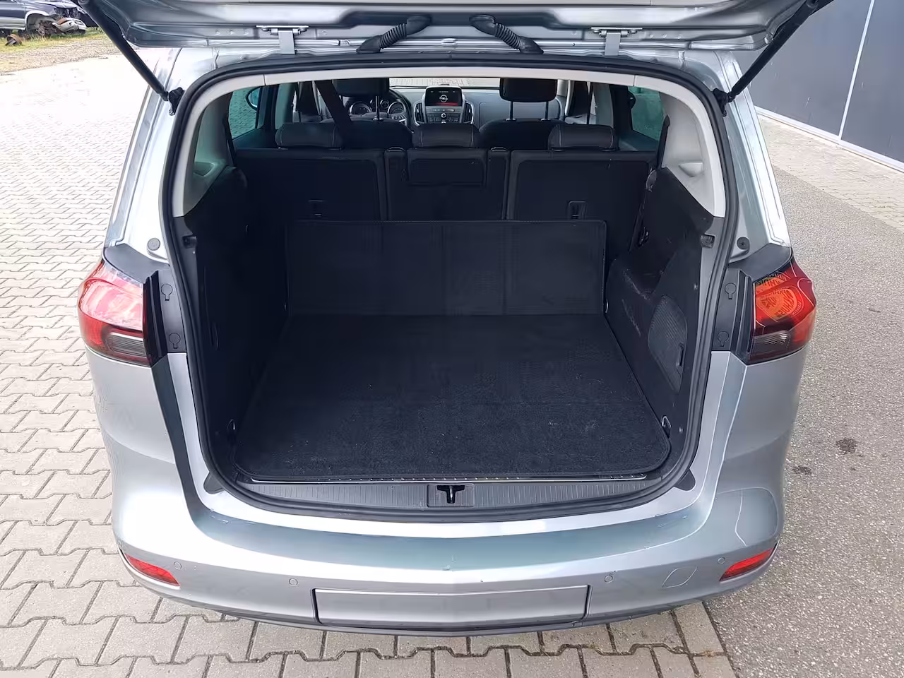 Opel Zafira Tourer 1.6 CDTI Business+