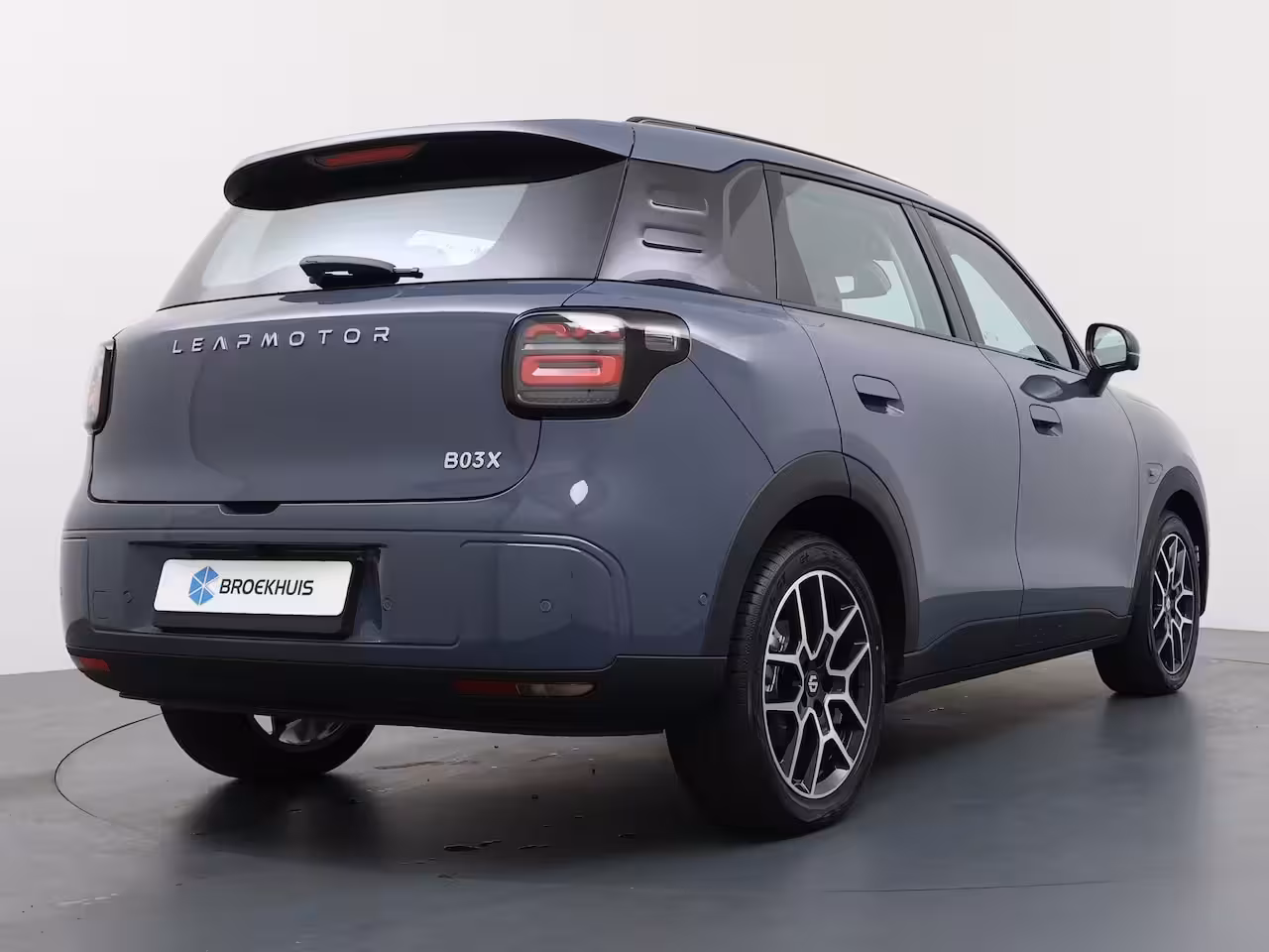 Leapmotor B03X ProMax Design 53 kWh | €1000 korting | Carplay | Adaptieve Cruise Control | Keyless | Led