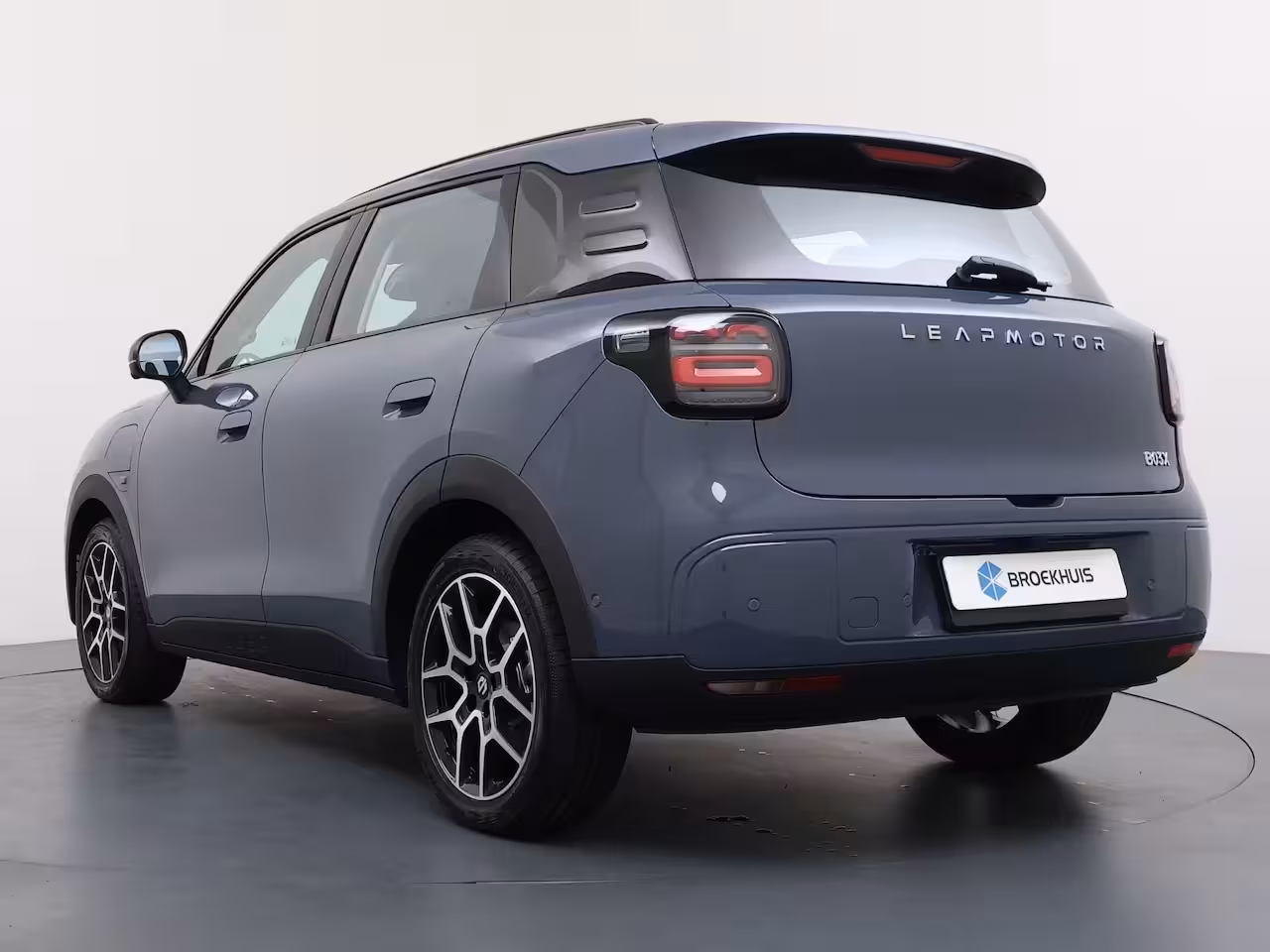 Leapmotor B03X ProMax Design 53 kWh | €1000 korting | Carplay | Adaptieve Cruise Control | Keyless | Led