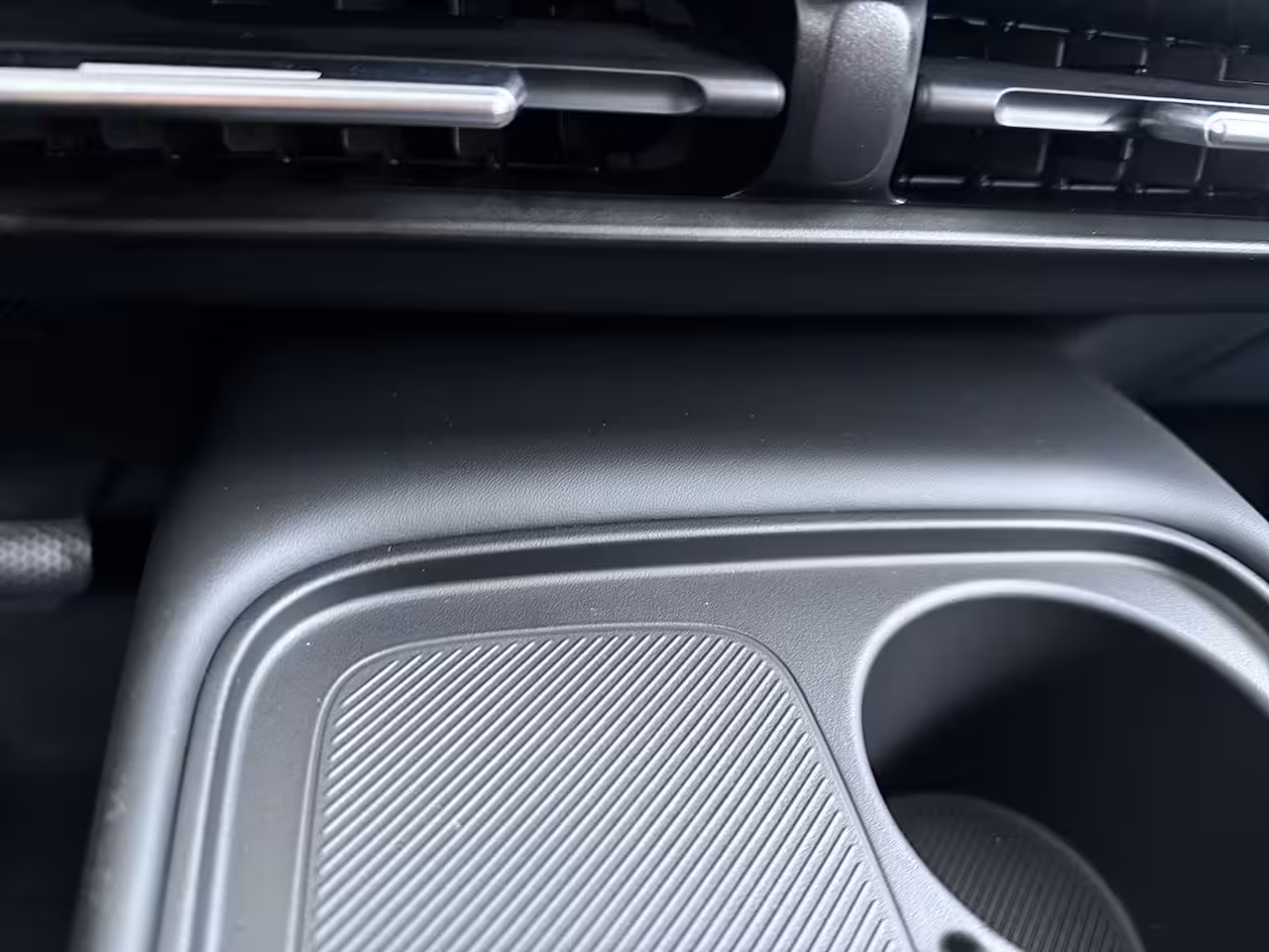 Leapmotor B03X ProMax Design 53 kWh | €1000 korting | Carplay | Adaptieve Cruise Control | Keyless | Led