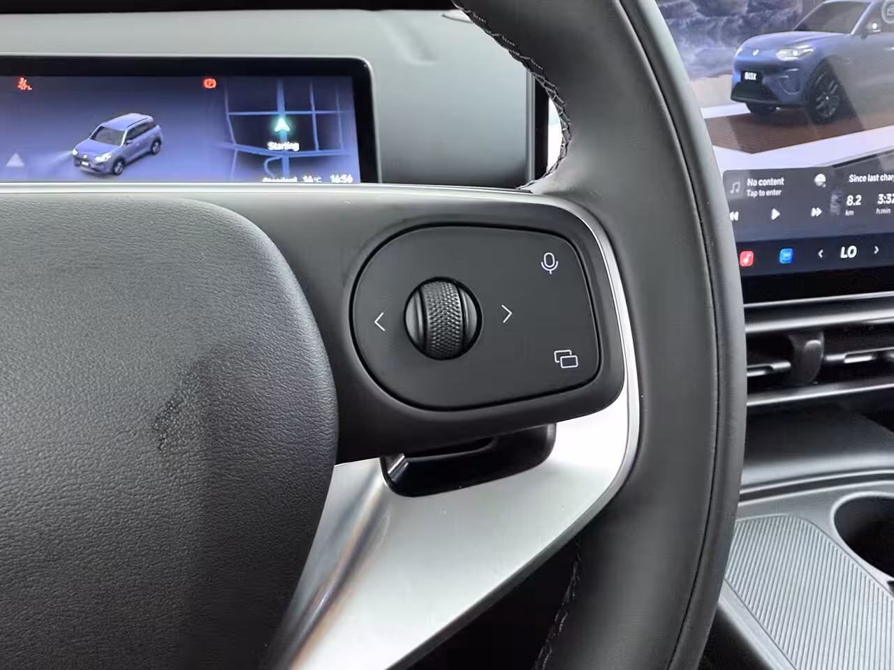 Leapmotor B03X ProMax Design 53 kWh | €1000 korting | Carplay | Adaptieve Cruise Control | Keyless | Led