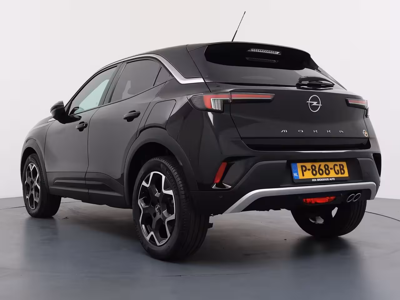 Opel Mokka 1.2 Turbo Ultimate | Achteruitrijcamera | Alcantara bekleding | Electronic climate control