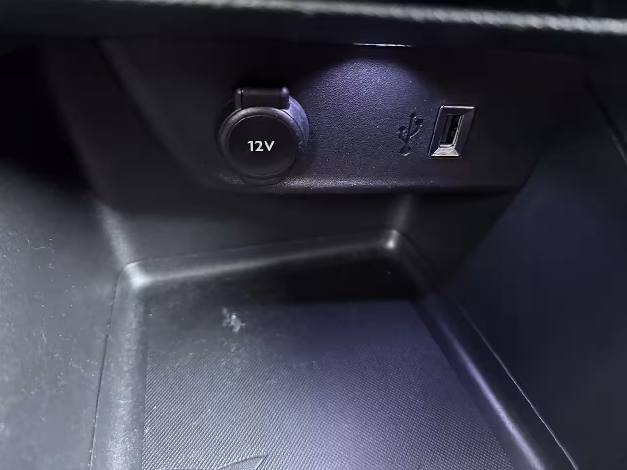 Opel Mokka 1.2 Turbo Ultimate | Achteruitrijcamera | Alcantara bekleding | Electronic climate control