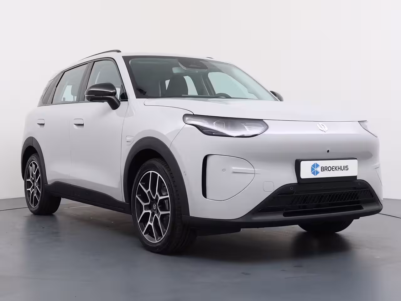 Leapmotor B03X ProMax Design 53 kWh | €1000 korting | Carplay | Adaptieve Cruise Control | Keyless | Led