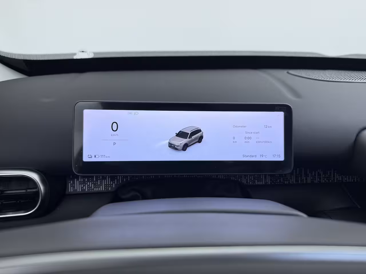 Leapmotor B03X ProMax Design 53 kWh | €1000 korting | Carplay | Adaptieve Cruise Control | Keyless | Led