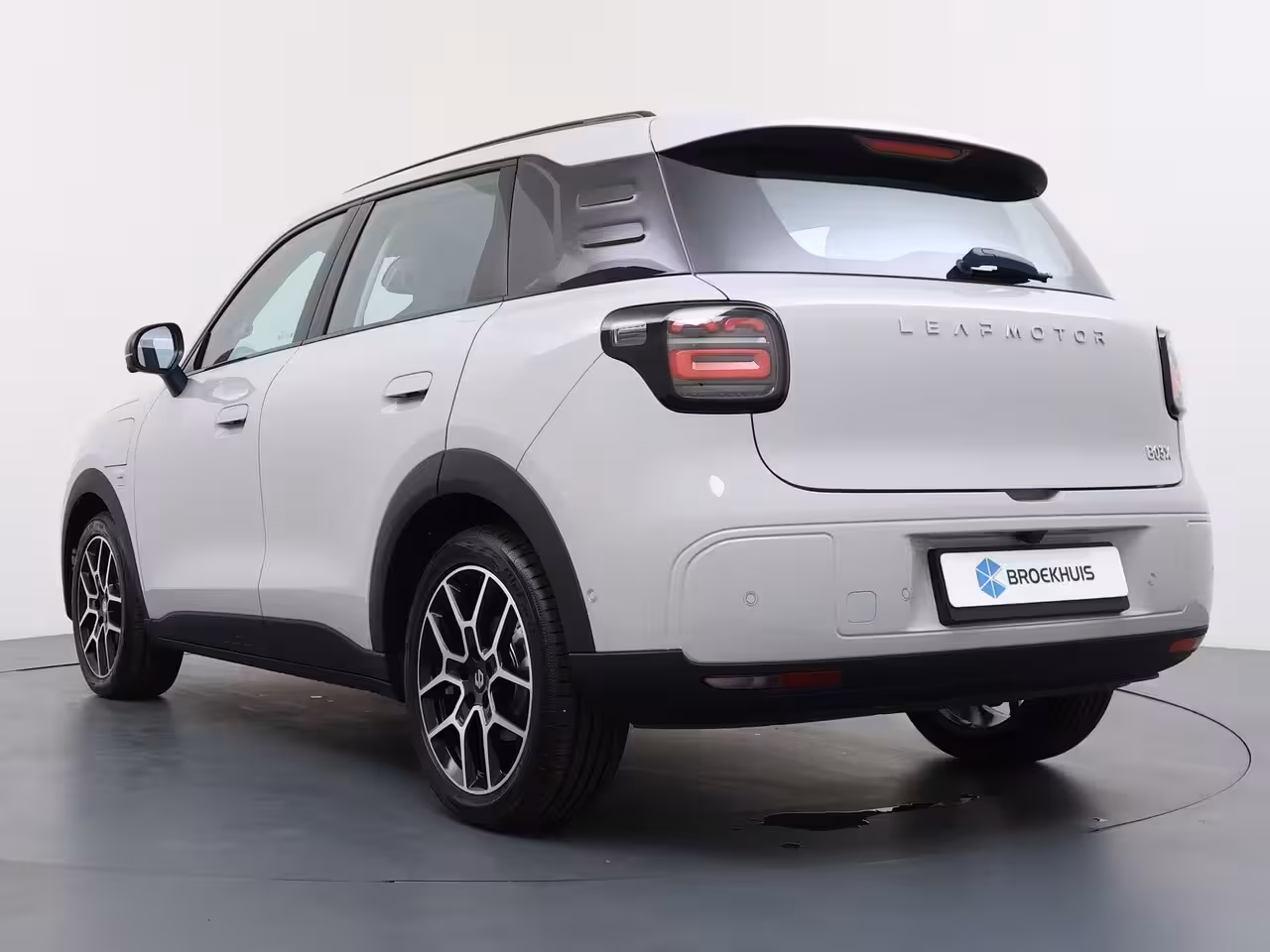 Leapmotor B03X ProMax Design 53 kWh | €1000 korting | Carplay | Adaptieve Cruise Control | Keyless | Led