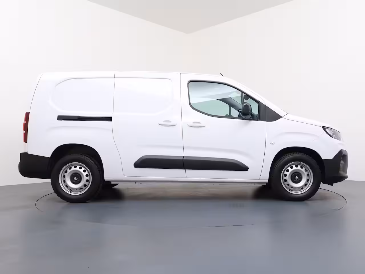 Fiat Doblò 1.5 BlueHDi 130 S&S L2 | Achteruitrijcamera met 180° Area view | Airconditioning | Central