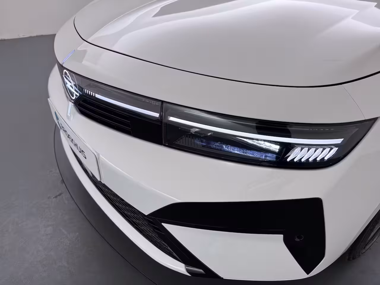 Opel Astra 1.6 Plug-in-Hybrid 195pk GS | DEMO | 3, 7 kW boordlader | 7, 4 kW boordlader | Achteruitri
