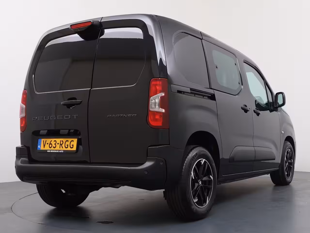 Peugeot Partner 1.5 BlueHDi 130 EAT8 S&S L1 | Achteruitrijcamera | Airco (automatisch) | Apple Carplay/And