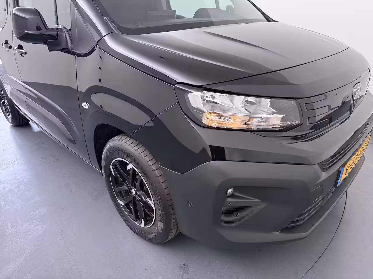 Peugeot Partner 1.5 BlueHDi 130 EAT8 S&S L1 | Achteruitrijcamera | Airco (automatisch) | Apple Carplay/And
