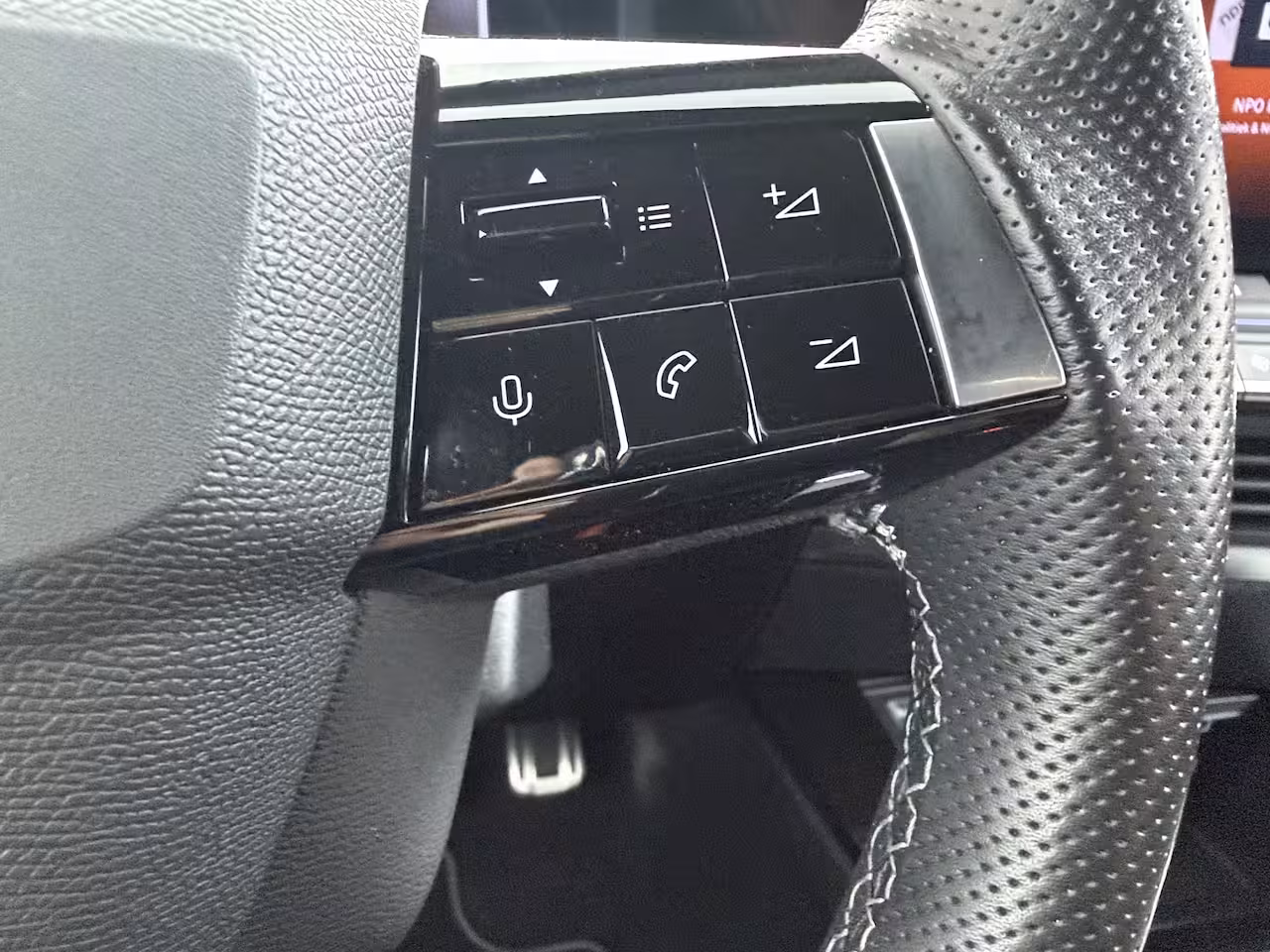 Opel Astra Sports Tourer 1.2 Turbo GS Trekhaak | All-seasons | Apple Carplay/Android Auto|telefoonintegratie premiu