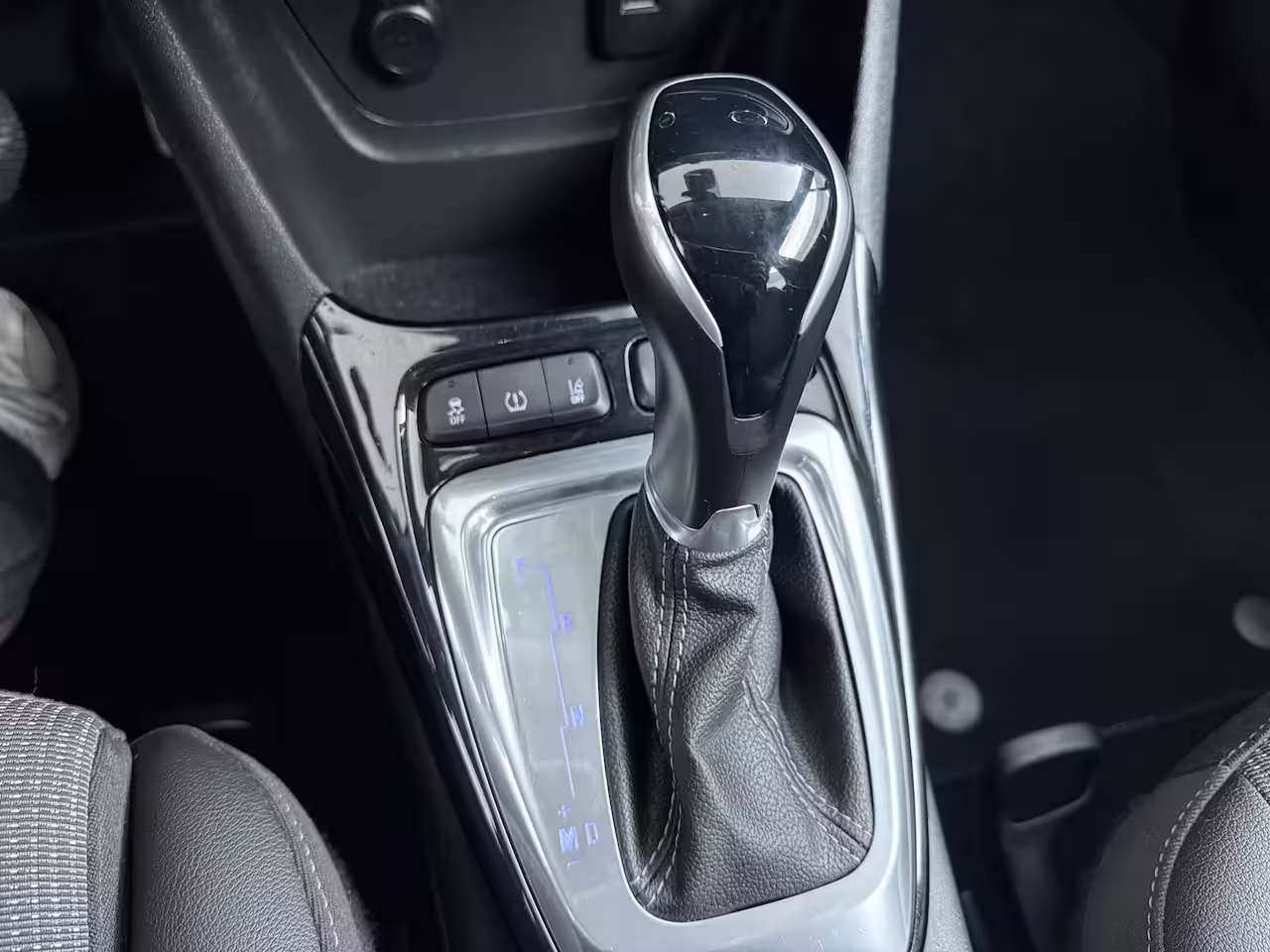 Opel Crossland 1.2 Turbo Elegance | Achteruitrijcamera | Airco (automatisch) | Comfortstoel(en)