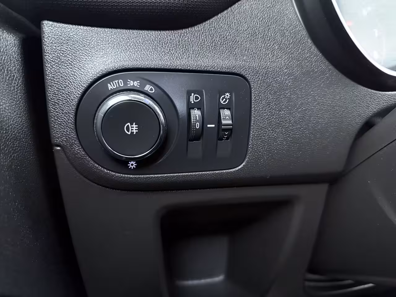 Opel Crossland 1.2 Turbo Elegance | Achteruitrijcamera | Airco (automatisch) | Comfortstoel(en)