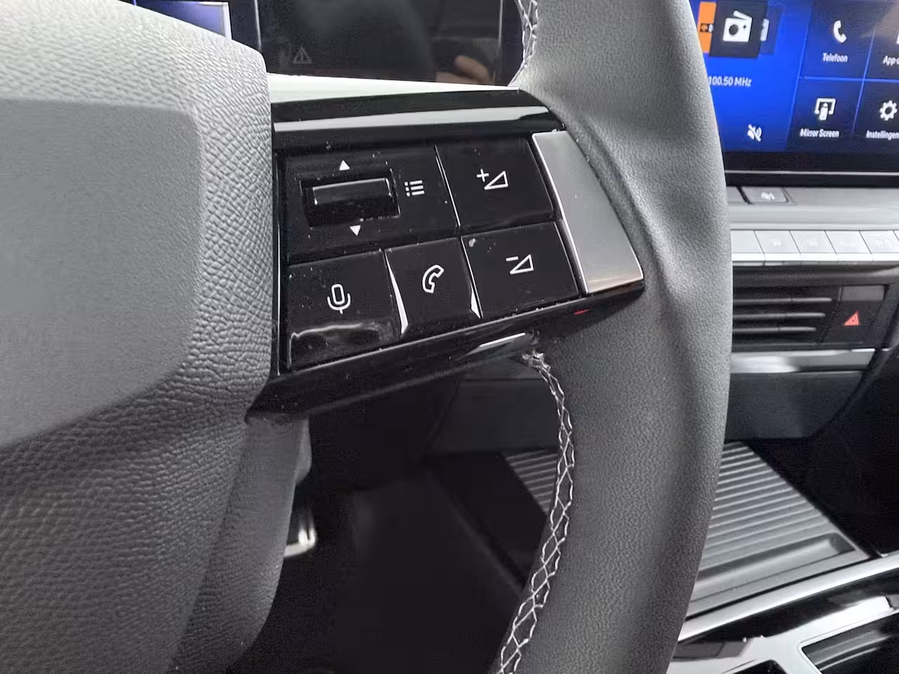 Opel Astra Electric 54 kWh Edition | SOH 98% | Apple Carplay/ Android Auto | Cruise Control Adaptief | | Airco