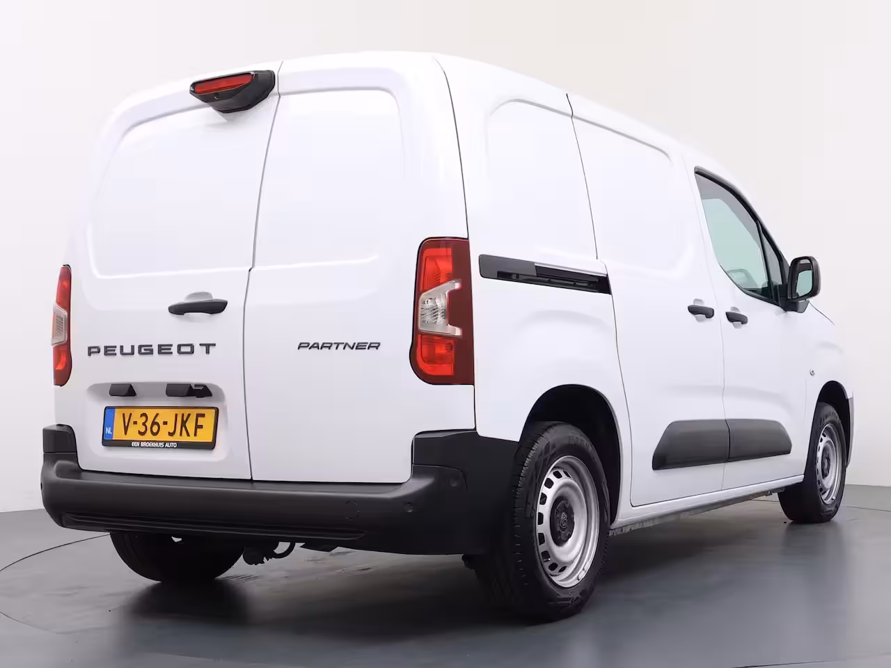 Peugeot Partner 1.5 BlueHDi 100 S&S L1 | Achteruitrijcamera | Airco | Cruise control