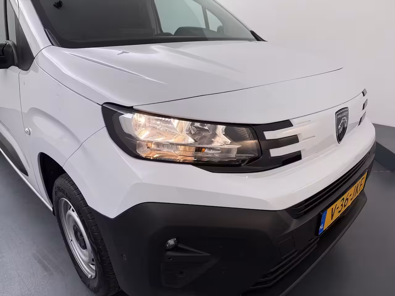Peugeot Partner 1.5 BlueHDi 100 S&S L1 | Achteruitrijcamera | Airco | Cruise control