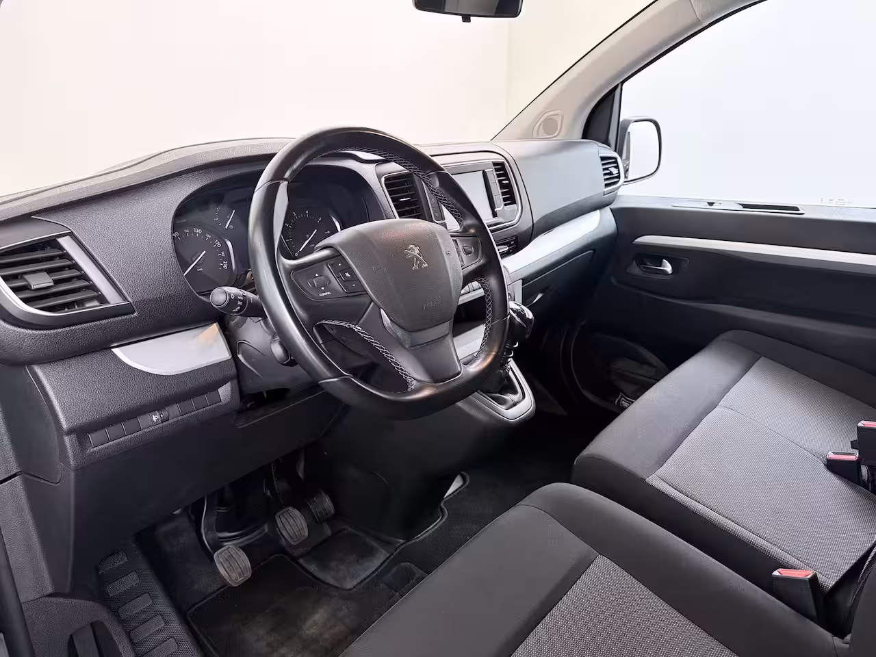 Peugeot Expert 2.0 BlueHDi 145 L3 | Achteruitrijcamera | Airco (automatisch) | Cruise control