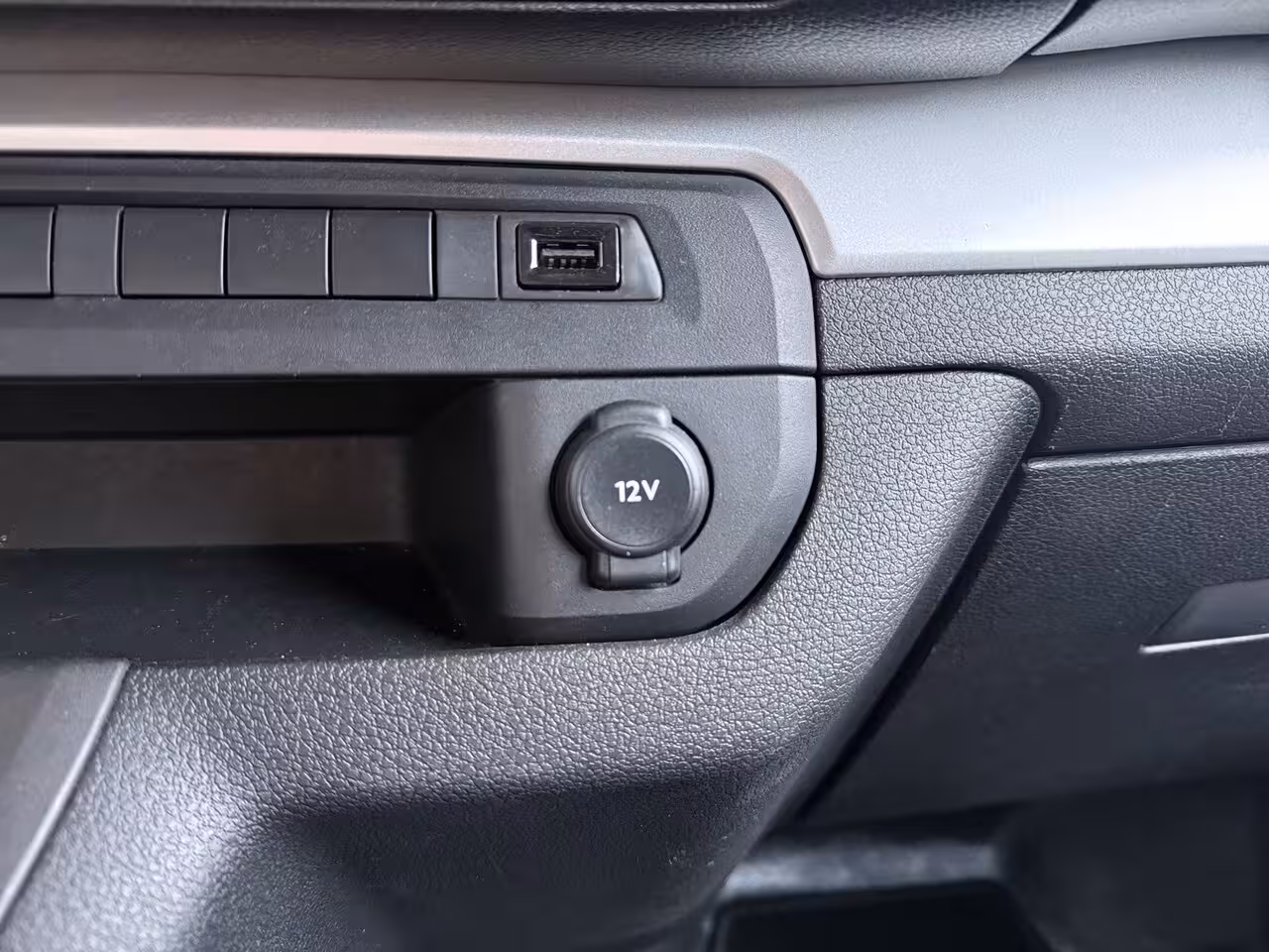 Peugeot Expert 2.0 BlueHDi 145 L3 | Achteruitrijcamera | Airco (automatisch) | Cruise control