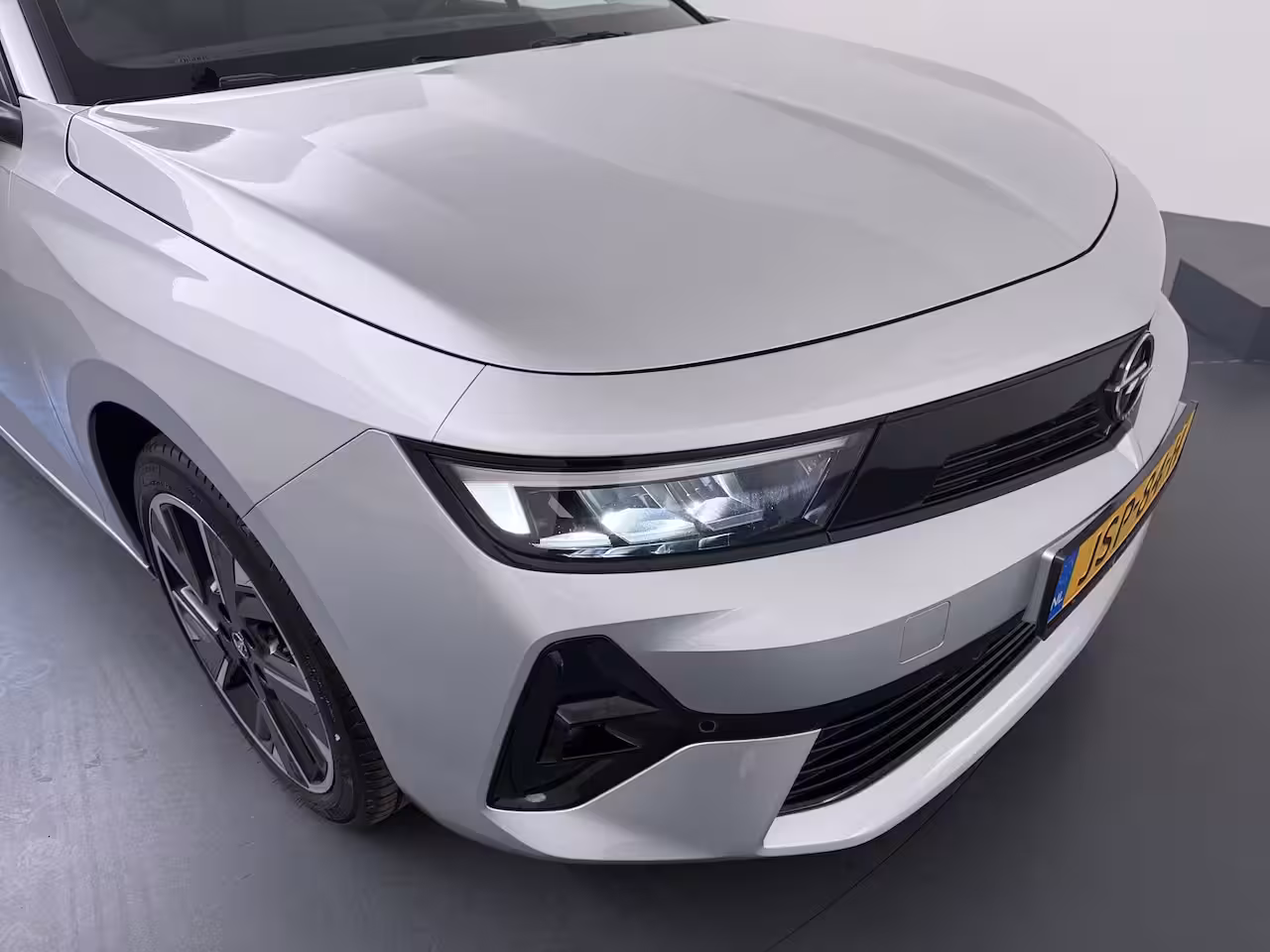 Opel Astra Electric 54 kWh Edition | Airco (automatisch) | Apple Carplay/Android Auto|telefoonintegratie premi