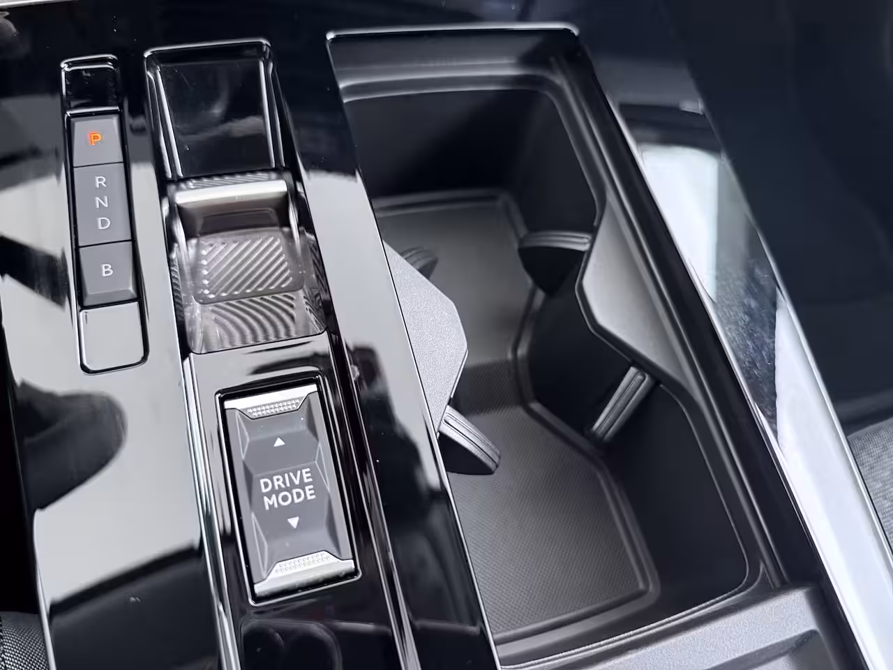 Opel Astra Electric 54 kWh Edition | Airco (automatisch) | Apple Carplay/Android Auto|telefoonintegratie premi