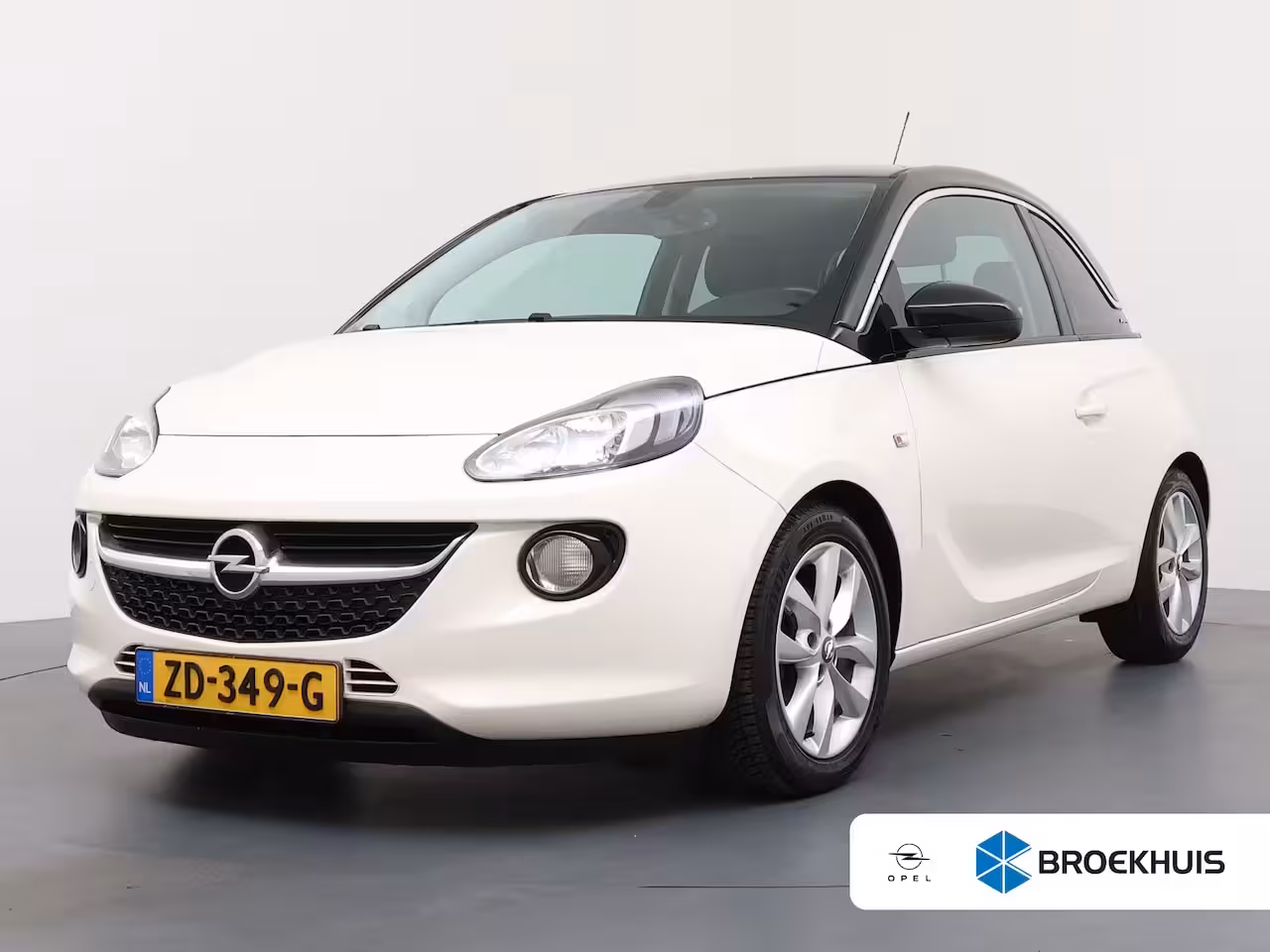 Opel ADAM 1.0 Turbo BlitZ | Apple CarPlay/Android Auto | Parkeersensor achter | Stuurwiel verwarmd