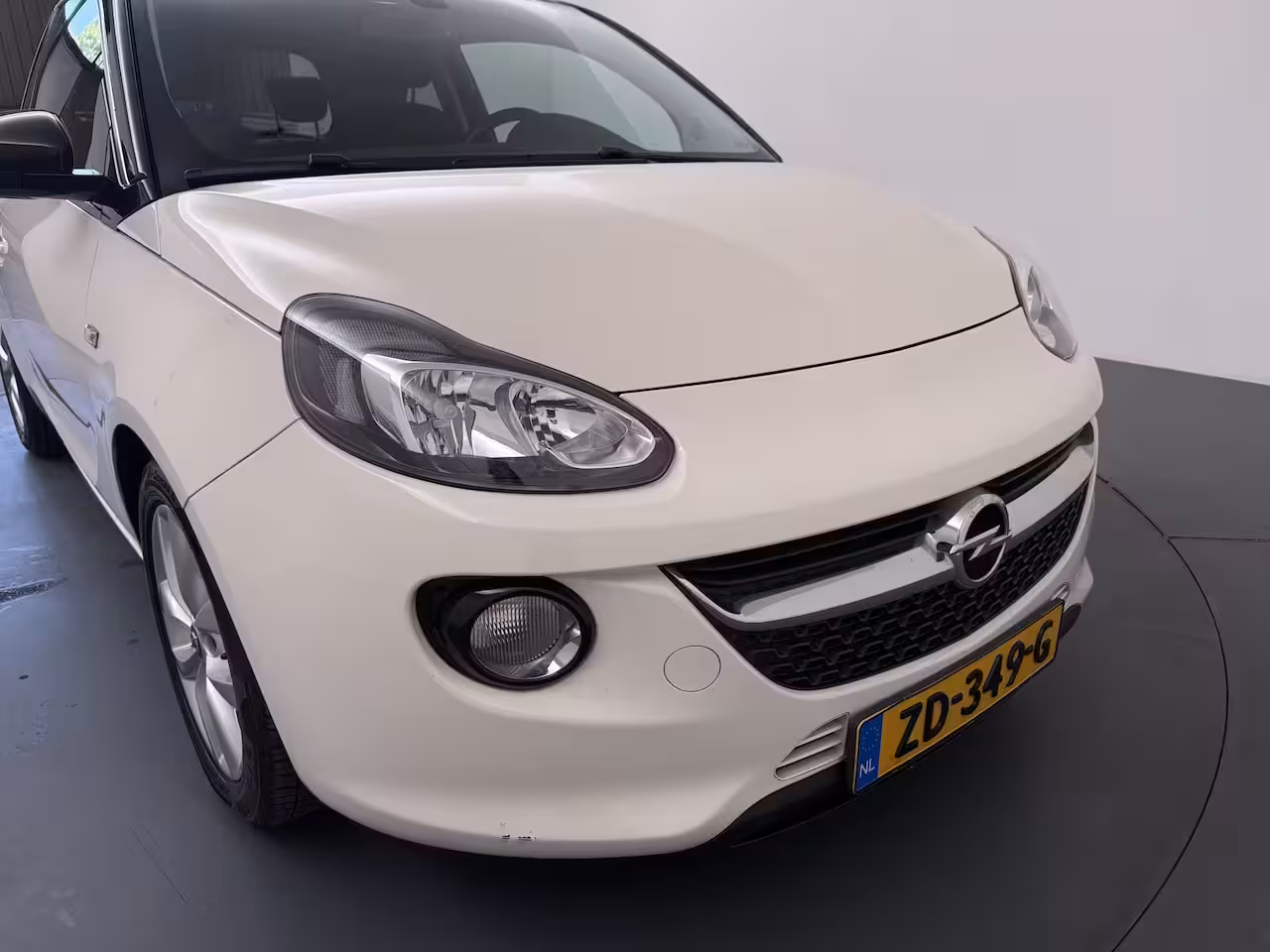 Opel ADAM 1.0 Turbo BlitZ | Apple CarPlay/Android Auto | Parkeersensor achter | Stuurwiel verwarmd