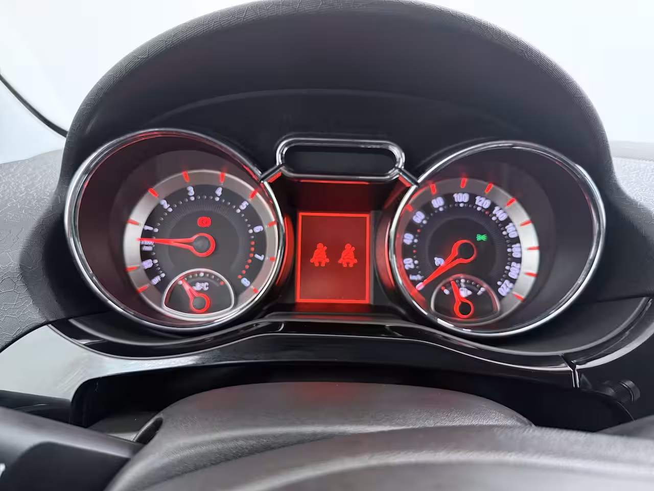 Opel ADAM 1.0 Turbo BlitZ | Apple CarPlay/Android Auto | Parkeersensor achter | Stuurwiel verwarmd