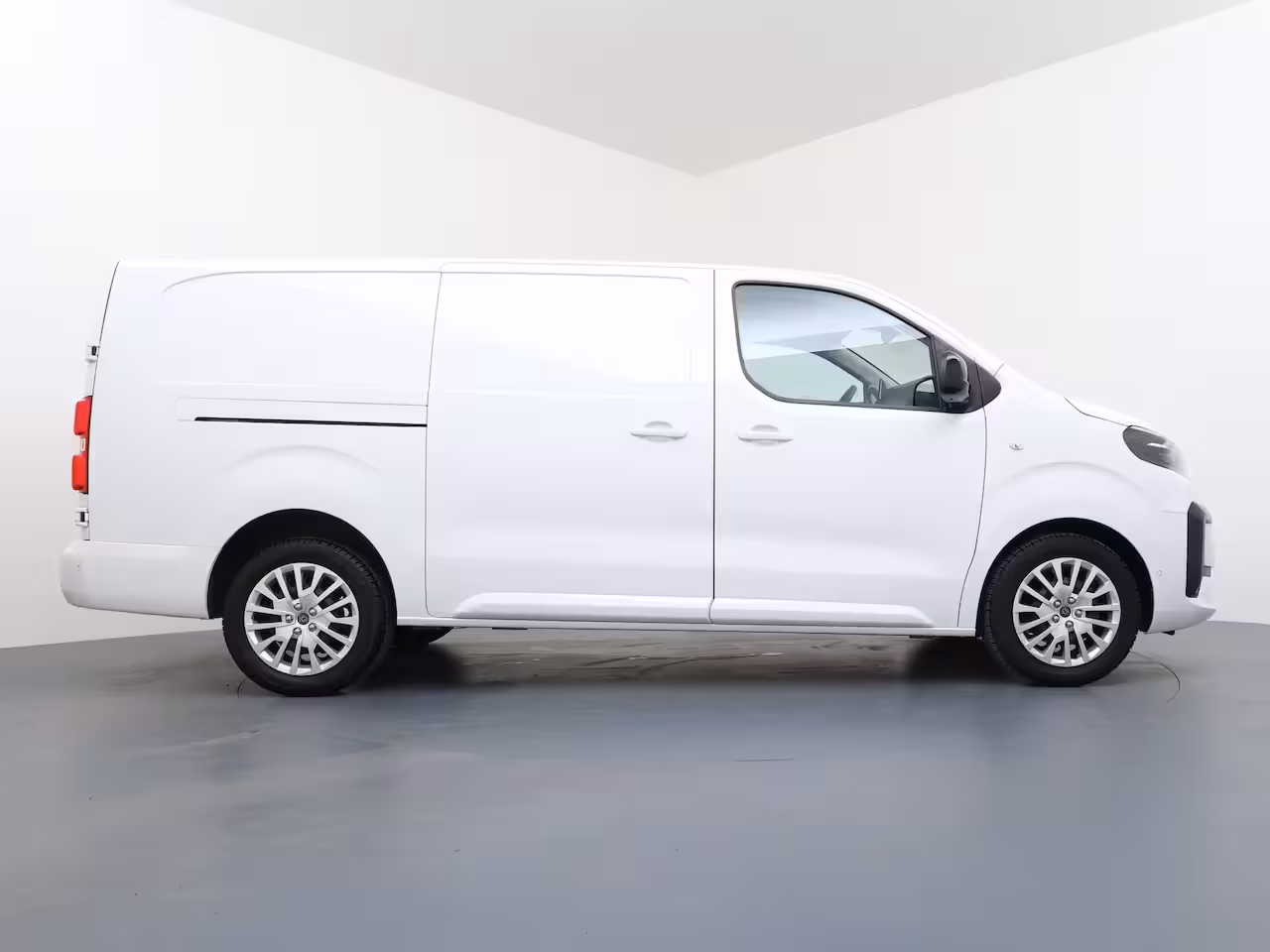 Peugeot Expert 1.5 BlueHDi 120 L3 | BPM VRIJ | Achteruitrijcamera | Apple Carplay/Android Auto|telefoonin