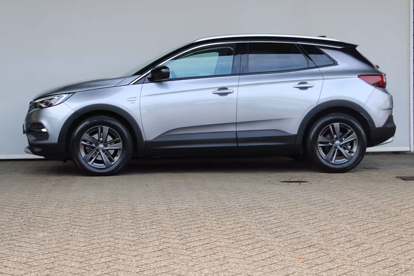 Opel Grandland X 1.2 Turbo 120 Jaar Edition | Navigatie | Climate control | AFL Koplampen | AGR | Cruise co
