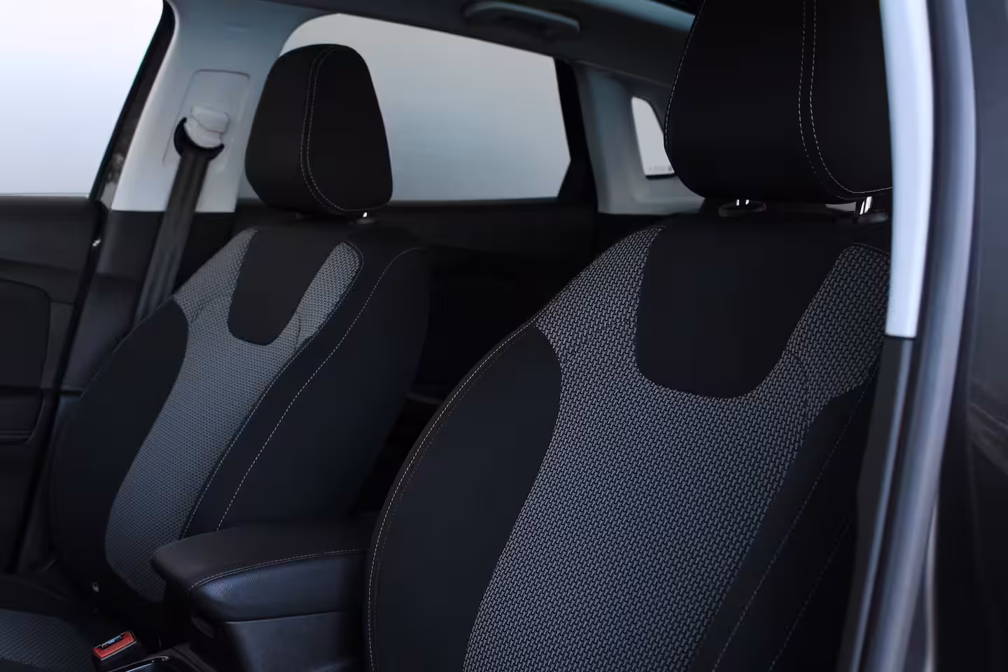 Opel Grandland X 1.2 Turbo 120 Jaar Edition | Panoramadak | Navigatiesysteem | Trekhaak | Climate control |