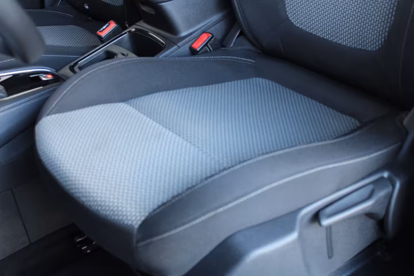 Opel Grandland X 1.2 Turbo 120 Jaar Edition | Panoramadak | Navigatiesysteem | Trekhaak | Climate control |