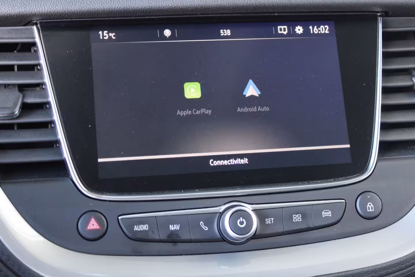 Opel Grandland X 1.2 Turbo 120 Jaar Edition | Panoramadak | Navigatiesysteem | Trekhaak | Climate control |