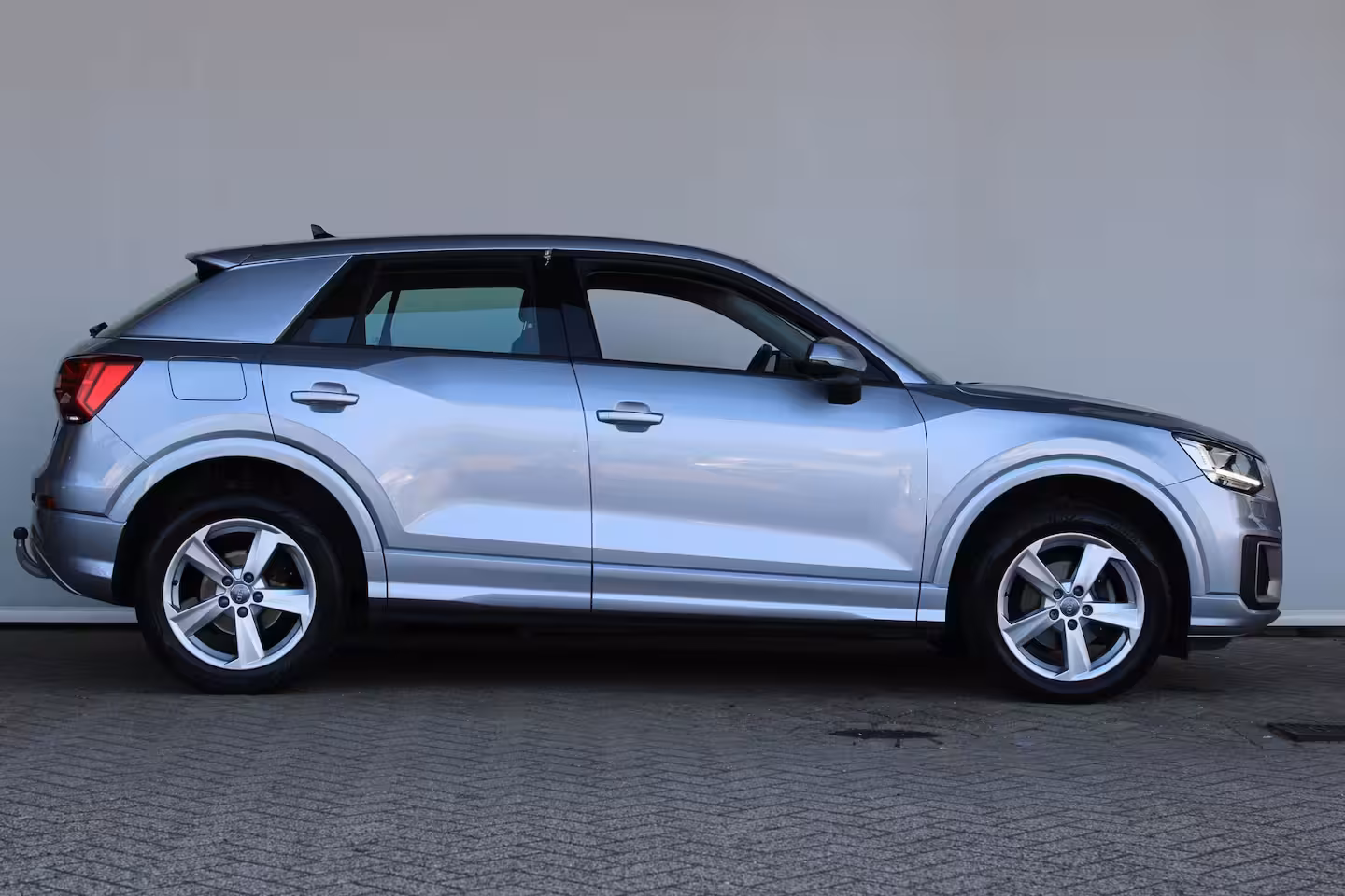 Audi Q2 35 TFSI epic | Adaptieve cruise control | Fabrieksnavigatie | Climate control | Start-stop