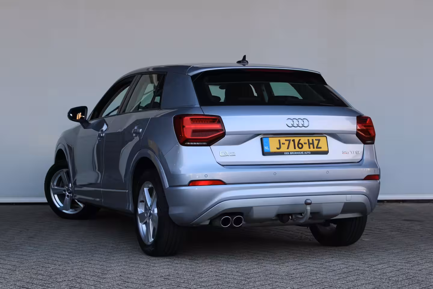 Audi Q2 35 TFSI epic | Adaptieve cruise control | Fabrieksnavigatie | Climate control | Start-stop