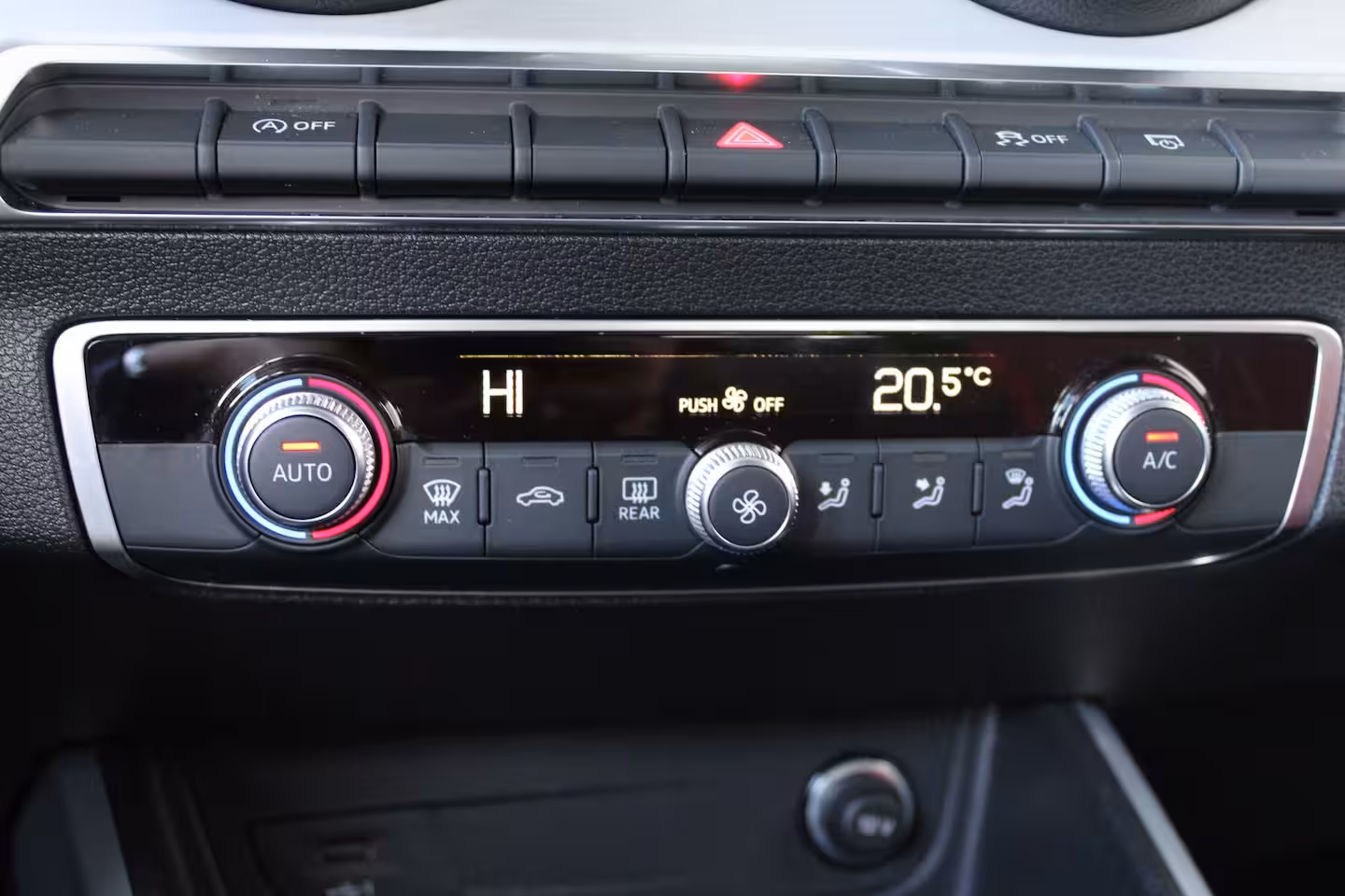 Audi Q2 35 TFSI epic | Adaptieve cruise control | Fabrieksnavigatie | Climate control | Start-stop