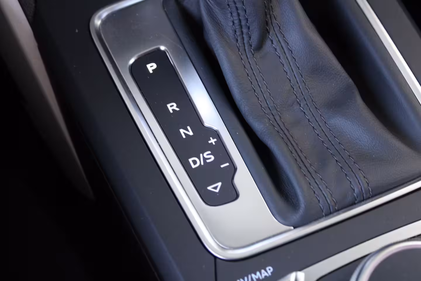 Audi Q2 35 TFSI epic | Adaptieve cruise control | Fabrieksnavigatie | Climate control | Start-stop