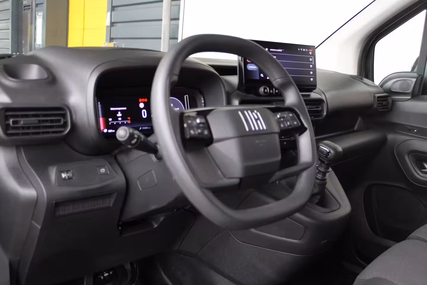 Fiat Doblò 1.5D 100pk L1 650kg | Navigatie | Draadloos telefoon opladen | Achteruitrijcamera | Dode-h
