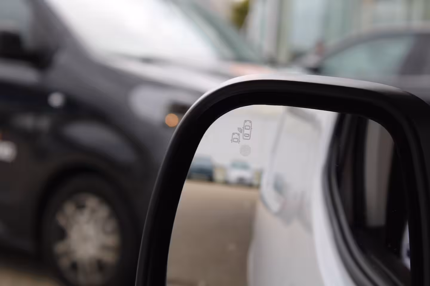 Fiat Doblò 1.5D 100pk L1 650kg | Navigatie | Draadloos telefoon opladen | Achteruitrijcamera | Dode-h