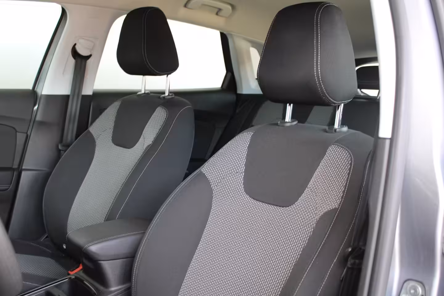 Opel Grandland X 1.2 Turbo Online Edition | Parkeersensoren voor & achter | Navigatiesysteem | Apple carpla