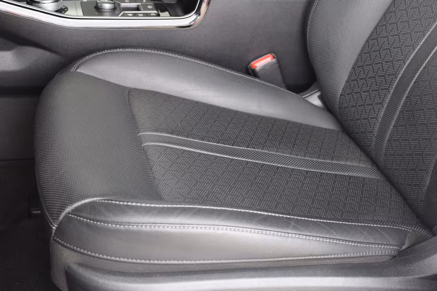 Kia Sorento 1.6 T-GDI Hybrid 2WD ExecutiveLine 7p. | 7-persoons | Ledere bekleding | Elektrische achte
