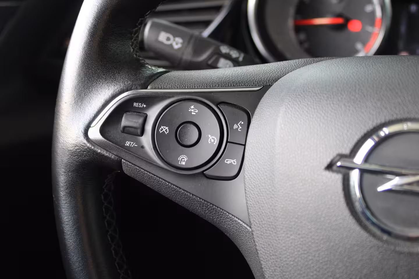 Opel Insignia Sports Tourer 1.5 Turbo Innovation | Trekhaak | Matrix LED | Navigatiesysteem | Keyless entry & start |