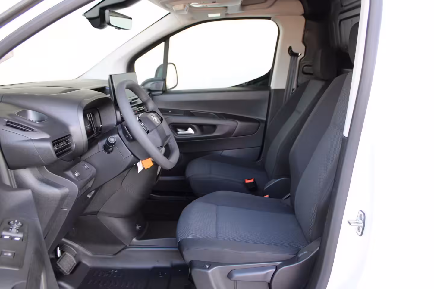 Opel Combo Electric 50 kWh L2 | Reservewiel | 1 sleutel met afstandsbediening, 1 zonder | 11 kW - 3 fase AC la