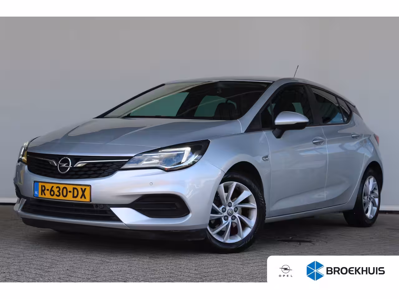 Opel Astra 1.4 Edition 2020 | Navigatie | Cruise control | Parkeersensoren | Stoel- & stuurverwarming