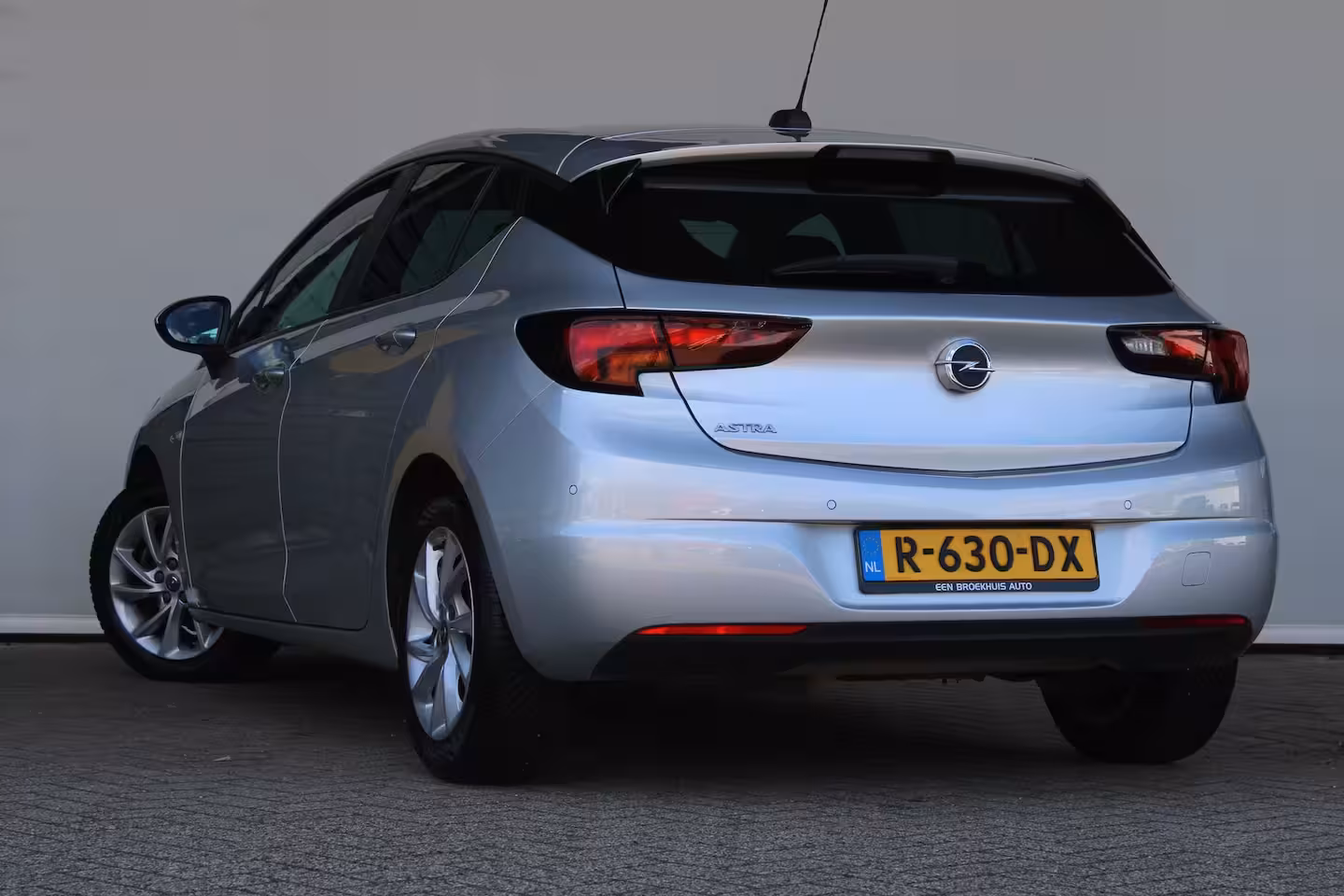 Opel Astra 1.4 Edition 2020 | Navigatie | Cruise control | Parkeersensoren | Stoel- & stuurverwarming