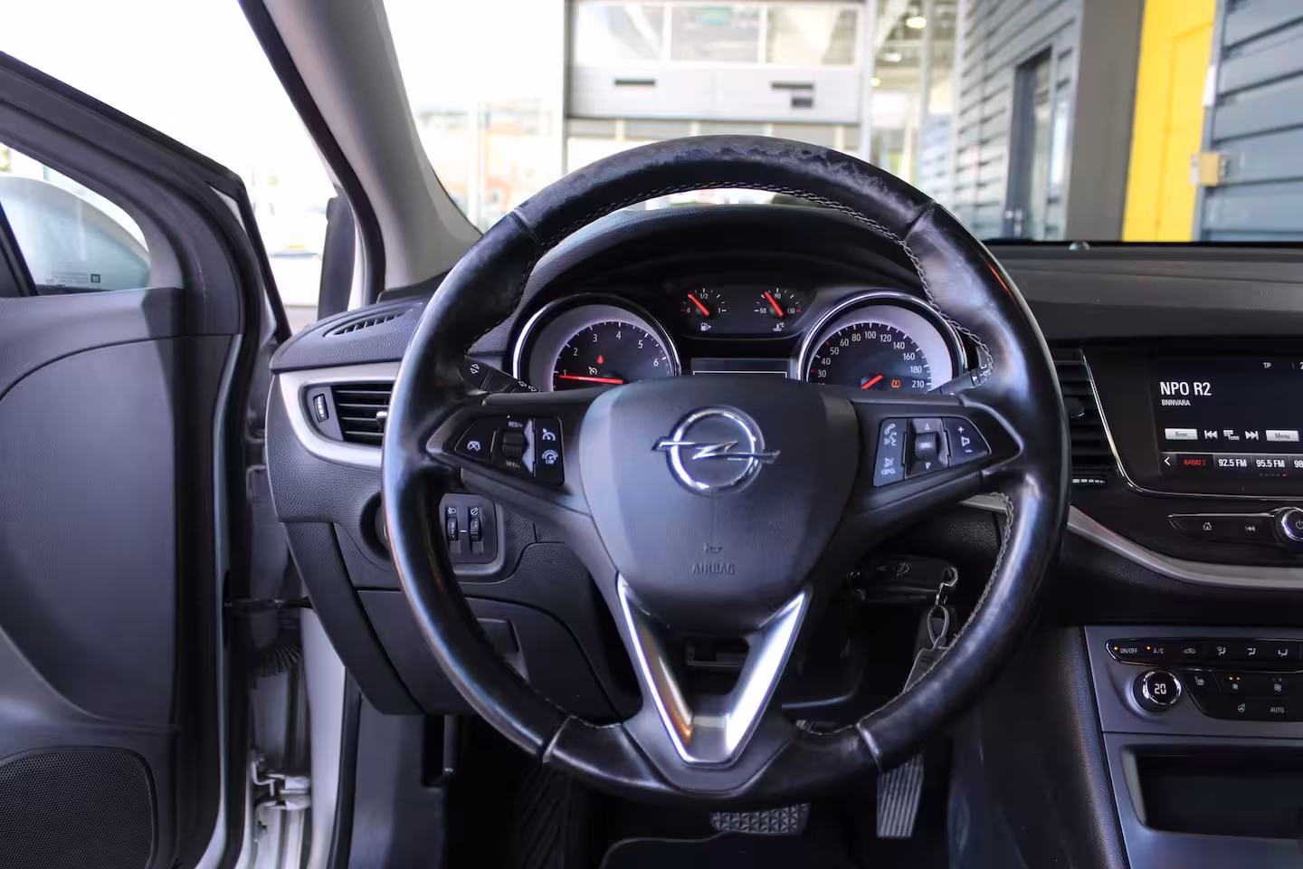 Opel Astra 1.4 Edition 2020 | Navigatie | Cruise control | Parkeersensoren | Stoel- & stuurverwarming