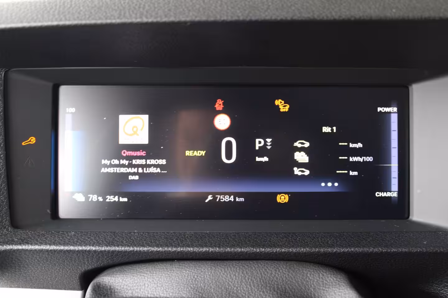 Fiat E-Scudo L3 75 kWh | Cruise control | Bumpers in kleur | Laadruimtebetimmering | Full-LED koplampen