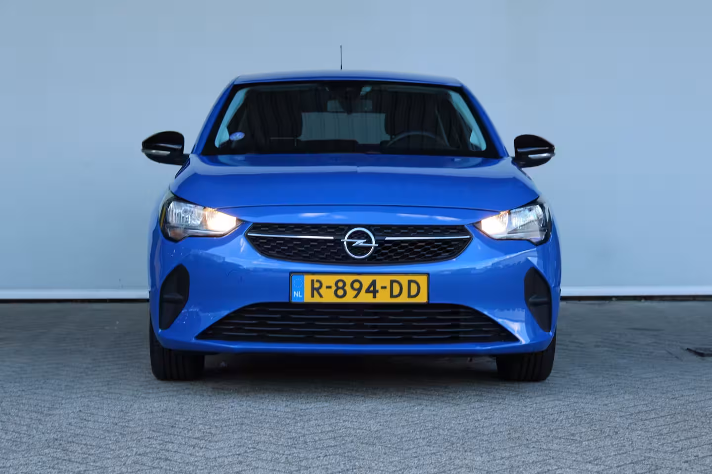 Opel Corsa 1.2 Edition | Parkeersensoren achter | Cruise control | 16` lichtmetalen velgen |