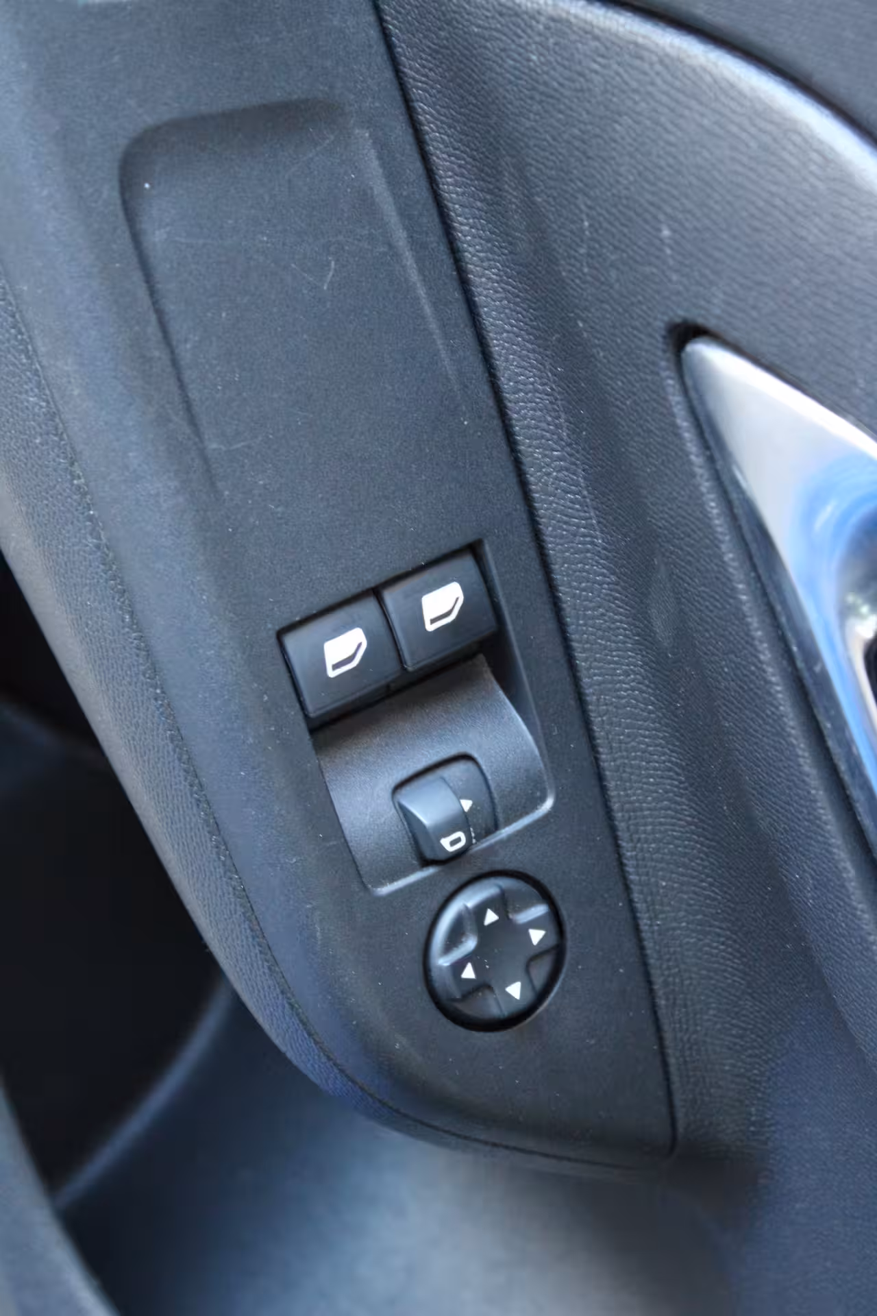 Opel Corsa 1.2 Edition | Parkeersensoren achter | Cruise control | 16` lichtmetalen velgen |