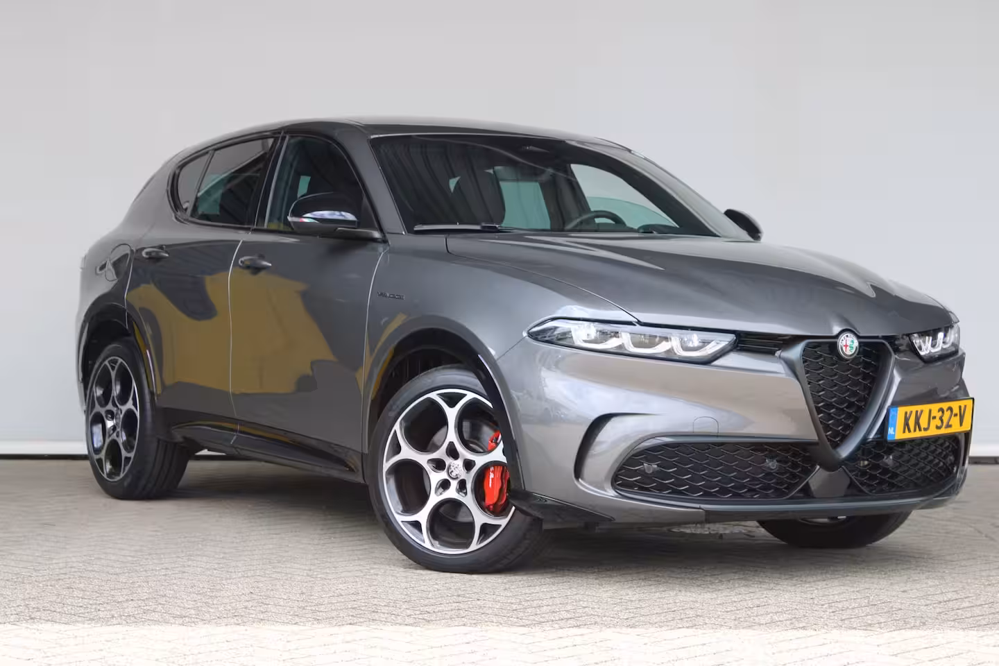 Alfa Romeo Tonale 1.5T Hybrid Veloce | Lederen bekleding | Adaptieve cruise control | Stoelventilatie voor |