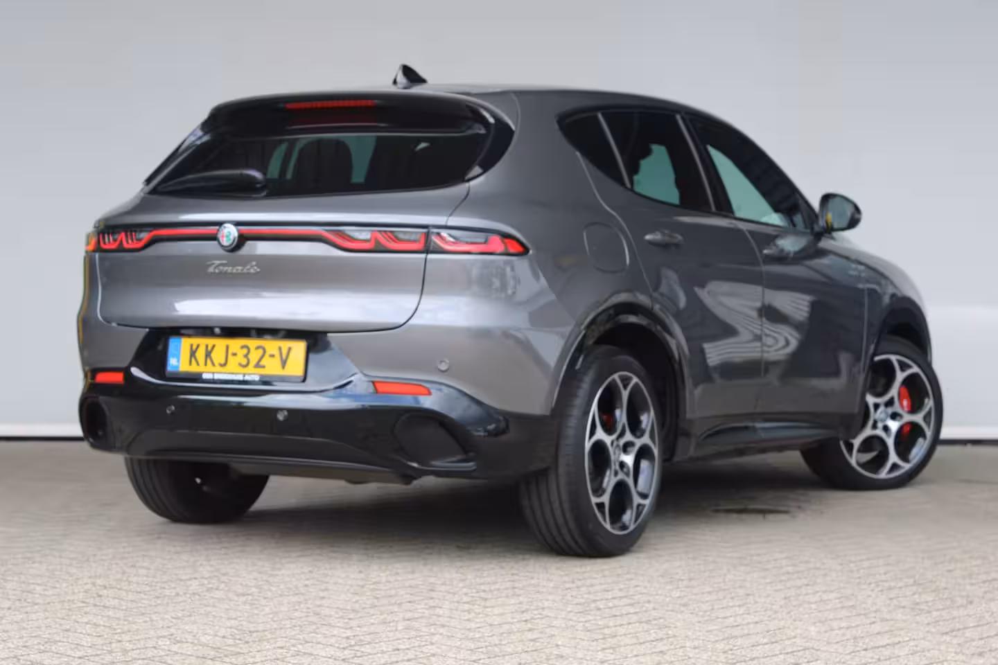 Alfa Romeo Tonale 1.5T Hybrid Veloce | Lederen bekleding | Adaptieve cruise control | Stoelventilatie voor |